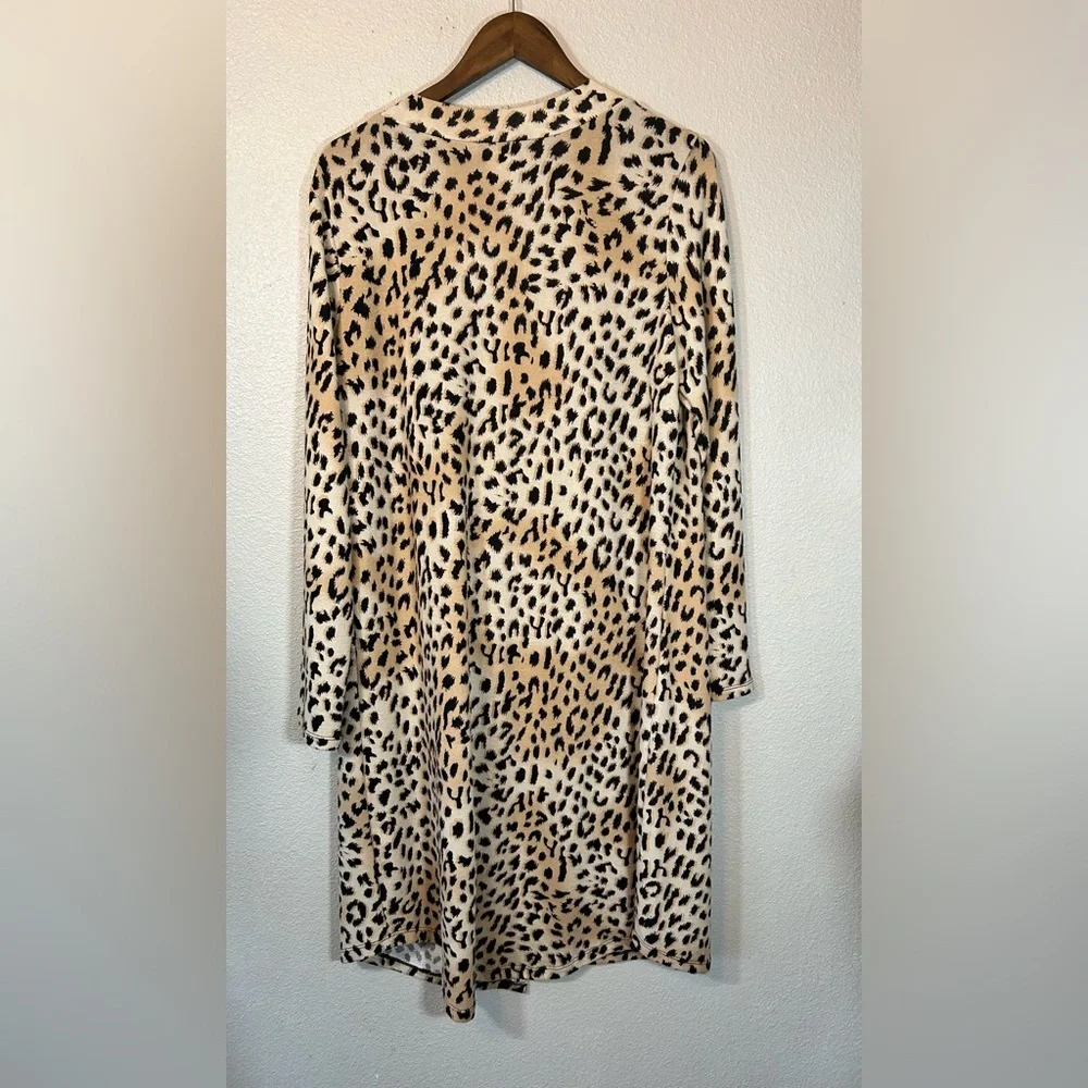Charity Rose Leopard Long Cardigan NWT  XL